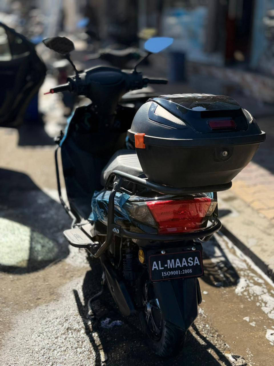 السلام عليكم دراجه شحن للبيع دراجه كلش جديده ست بطاريات تشغيل الدراجه ثلاث انظمه موديل الدراجه 2025 السعر خاص العنوان الانبار الفلوجه *********** بي واتساب
