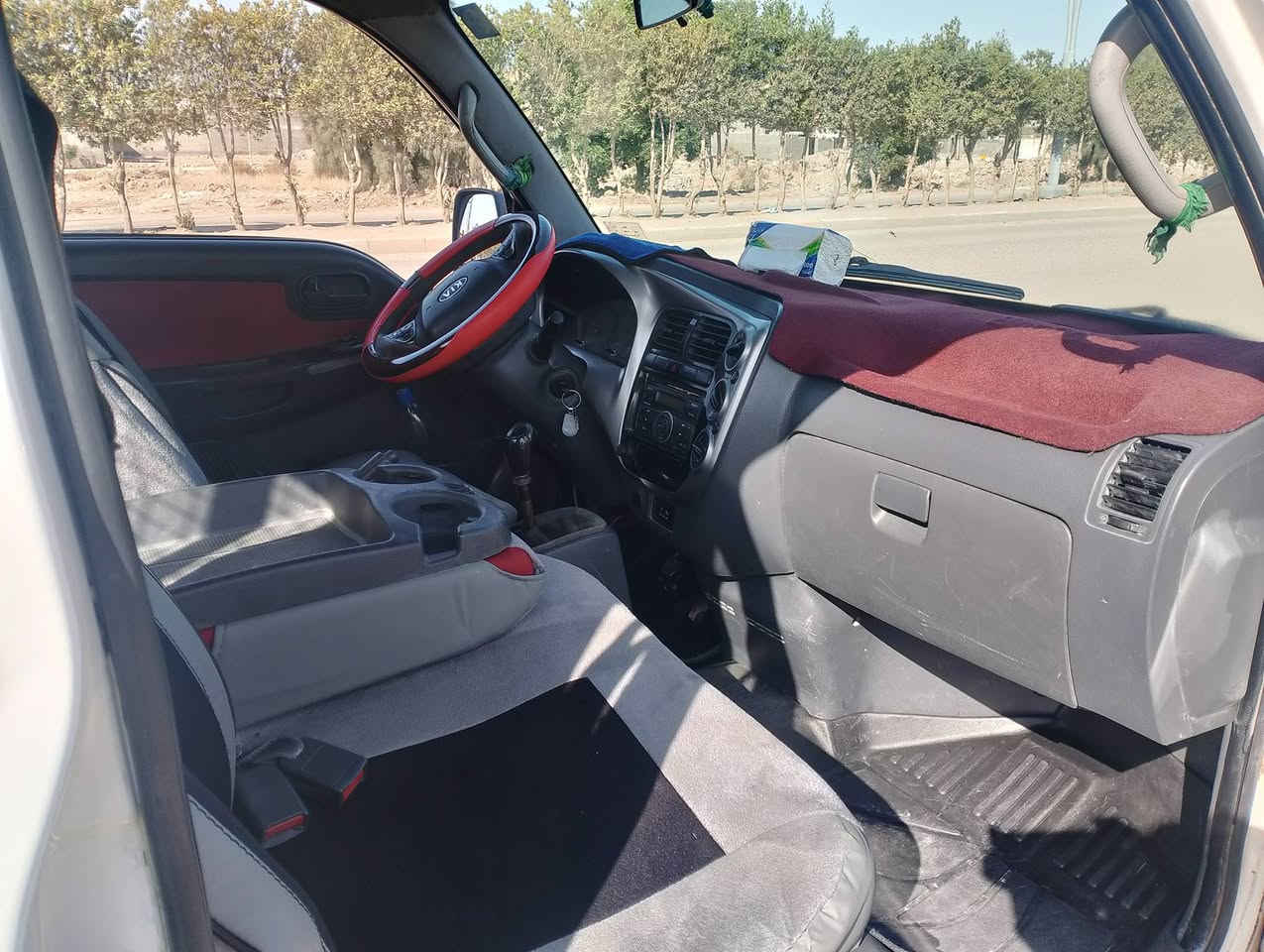 السلام عليكم للبيع كيا موديل 2013 السنويه مجدده 29 تحويل مباشر السعر 95 وبيها مجال مكان السياره البصره القرنه مكلف بالنشر***********/////////////***********
