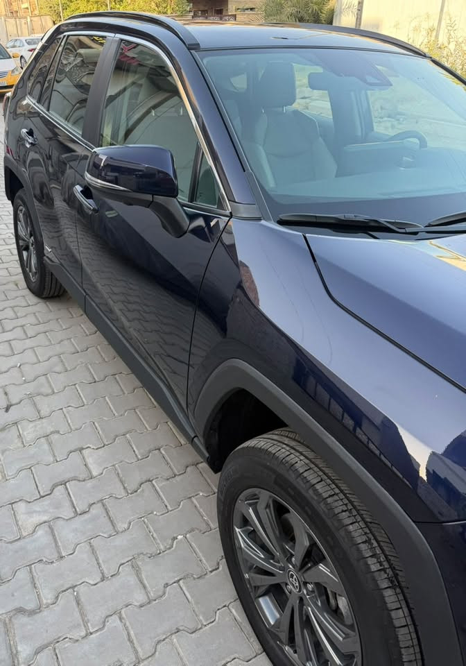راف فور هايبرد فئة (لمتد) 2024
مواصفات فول 
ماشية ١٣،٥٠٠ ميل 
٢٧٣ ورقة وبيها مجال بعد 
حجم المحرك ٢٥٠٠
وارد امريكي 
‎صبغ جاملغ خلفي ايسر + تبديل باب صندوق نفس اللون ( اصلي ) 
الموقع : بغداد 
***********
