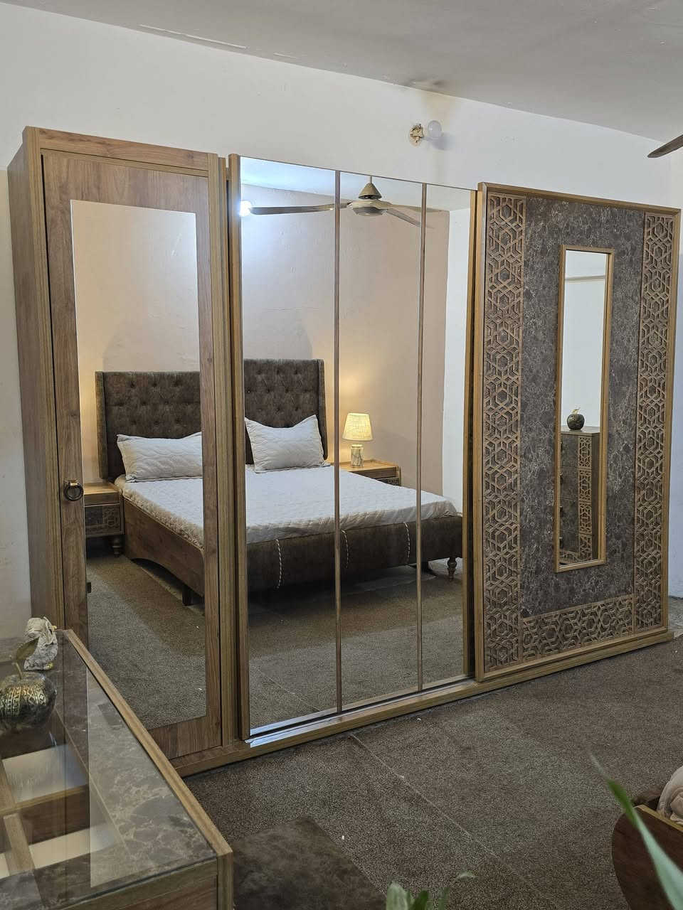 غرفة نوم نوع تركي اصلي 9 قطع 
● تحتوي على ملحق اضافي مع الكنتور
● انارة داخلية بالسرير
● نوع الخشب ثقيل 
غرفة تركي نوعية تكمة وقوية مو مثل الغرف العاديات والخفيفات 
السعر مليون و٣٥٠ 
العنوان بغداد


**إذا كنت صاحب هذا الإعلان وتريد حذفه لأي سبب، رجاءا أرسل رسالة إلى الدعم الفني**