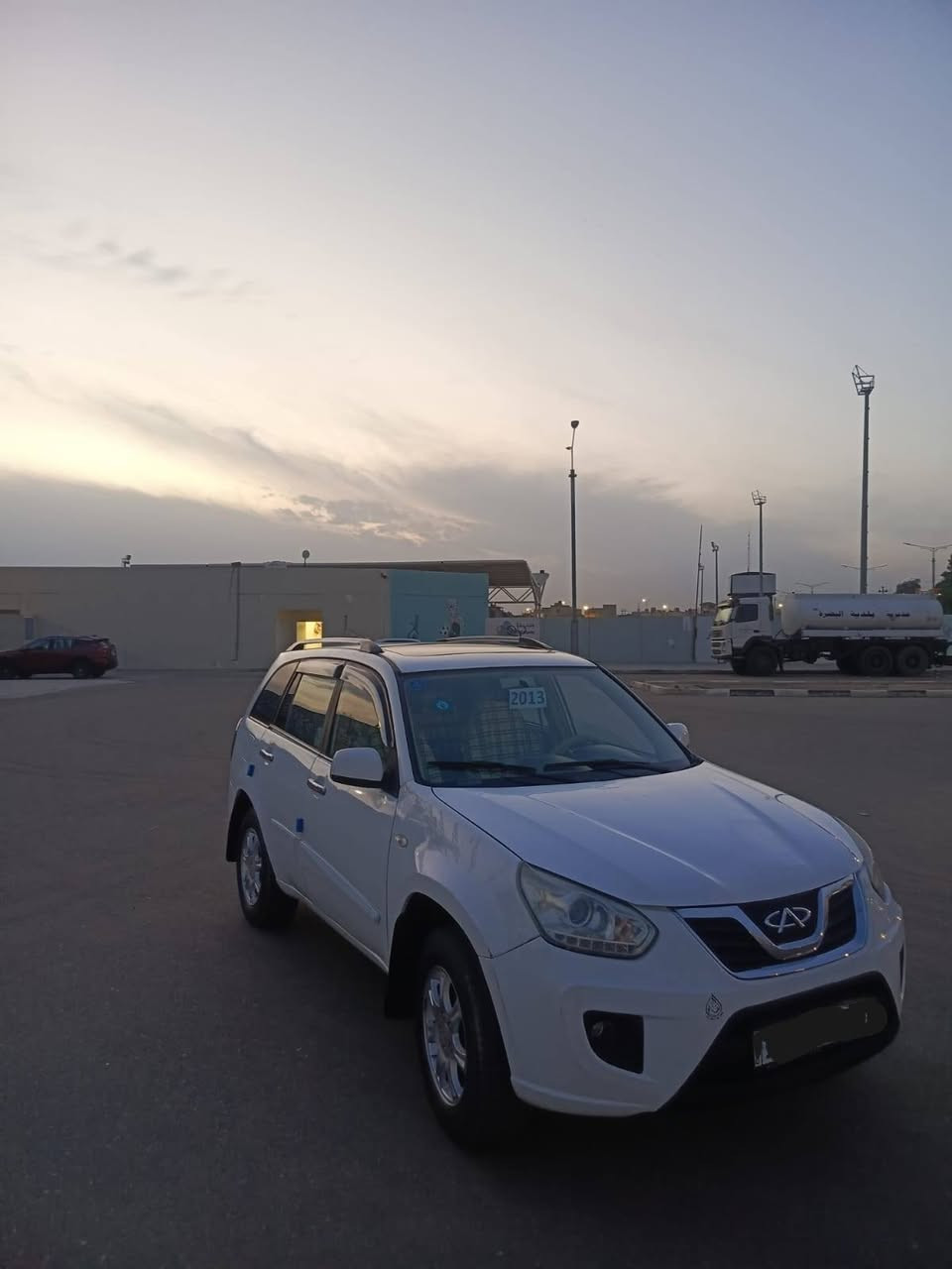 سلام عليكم
تيكو 2013 رقم بصره انكليزي هزه توه صاعده
سنويه 2030 
كفاله من الضربه والشواصي 
ملكطه خياسات 
حداده جديده
تخم تاير
كهربائيات كله شغاله
السعر 50 وبيه مجال لشراي 
عنوان بصرة المعقل 
شراي اتصل لا تراسل لان مارد 
***********
