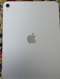 للبيع يباد 11معالج A16ذاكره 128  يباد نضيف كامل ملحقاته البطاريه 96 لس...