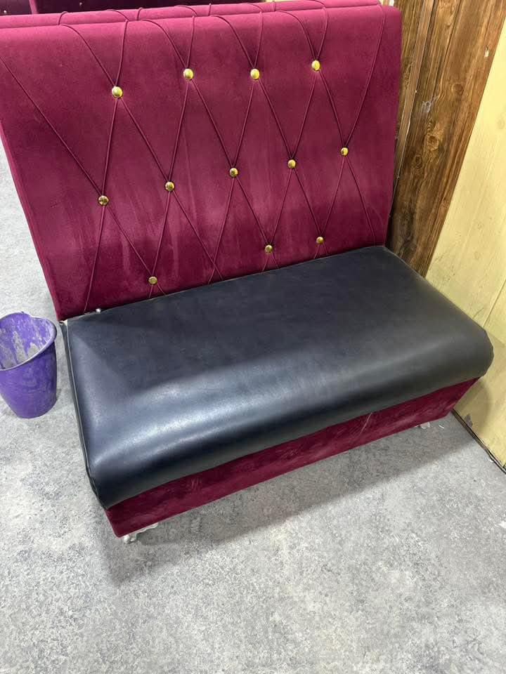 غراض كوفي للبيع سبلت تعليگ عددد3
سبلت عمودي عدد1 
بلازمات شينون حجم 65 مع ضمان عدد 2 
مبرده 6 قدم عدد 2 
تخم قنفات 25 قطعه 
كرسي عدد 25 
مراوح تعليگ + سقفيات 
نراكيل خشب عدد 70
مجمده زغيره 
بردات تعليگ عدد4
ستلايت قناه الرابعه منضومه كامله 
راوتر 3 قطع اصلي
طاولي خشب عدد 2 
دومنه اصليه عدد 5 
ميز دومنه عدد 6


**إذا كنت صاحب هذا الإعلان وتريد حذفه لأي سبب، رجاءا أرسل رسالة إلى الدعم الفني**