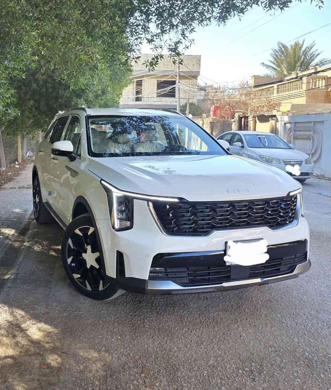 كيا سورنتو 2025 خليجي
ماشيه 14. الف كيلو فقط

رقم اربيل 

مكينة ستة سلندر كفاله عامه وعلى وضع الوكاله 

المواصفات :- 

ويل ٢٠ 

بصمة 

شاشة متصله

كير ماوس 

شفتات ستيرن 

تشغيل عن بعد 

حساسات 

ثلاث انظمة قياده 

شحن لاسلكي

جنطة كهرباء

الخ من المواصفات المعروفة …..

٣١٣

مكان السياره -النجف الاشرف 

***********
