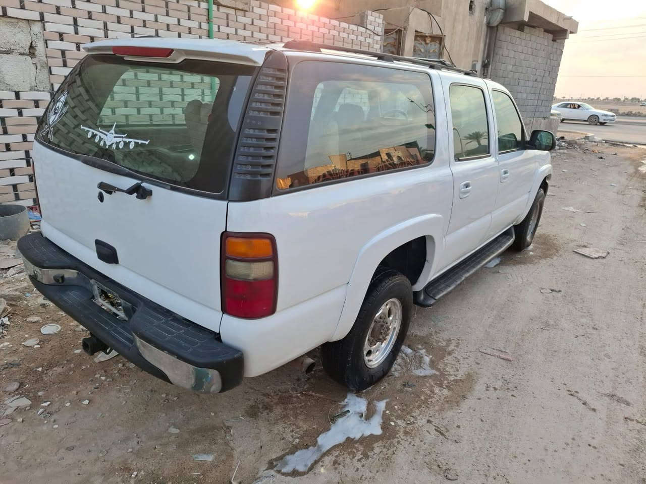 سلام عليكم الفينيه مديل 2005مكفوله كص وضربه ومكينه وكير وكهربايات كله شغاله مكانه سياره بصره سعر35  رقم الهاتف***********
