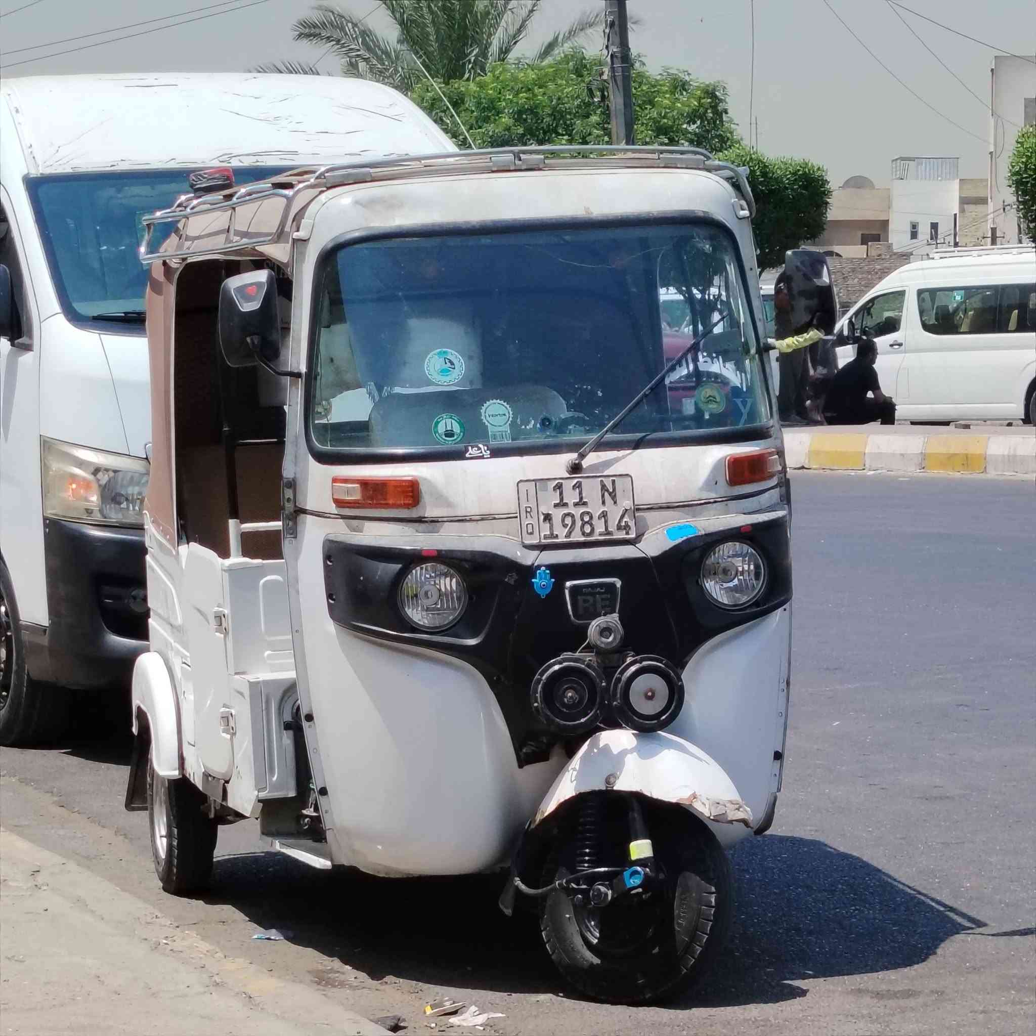 موديل ٢٠٢١  رقم وسنويه بسم اخوي متوفي واهلي موجودين يتنازلون تكتك خير من الله مكينه برغي ممفتوح بيه ضربه يم بك لايت ليوره وراجعه بلادي مكاني جسر ديالى جديد استفسار اكثر اتصل .. خاص ماكو *********** ملاحضه بدون غراض
