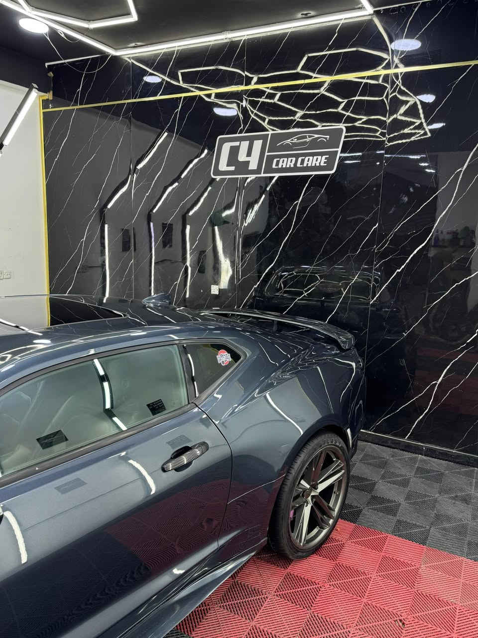 السلام عليكم
للبيع او مراوس

كمارو 2SS فول مواصفات 2019 

مزودة عليها كام شفت تكساس سبيد ستيج ٣ وهدرز كوكس

ماشية ٥٠ الف كيلو 

حادث جاملغ وباب بدون ايرباك

رقم بغداد جديد وهزة جديدة

السعر ٢٣٥$ بيها مجال بسيط 

او مراوس شعندك دز واتساب 

مكان شارع فلسطين 

***********
