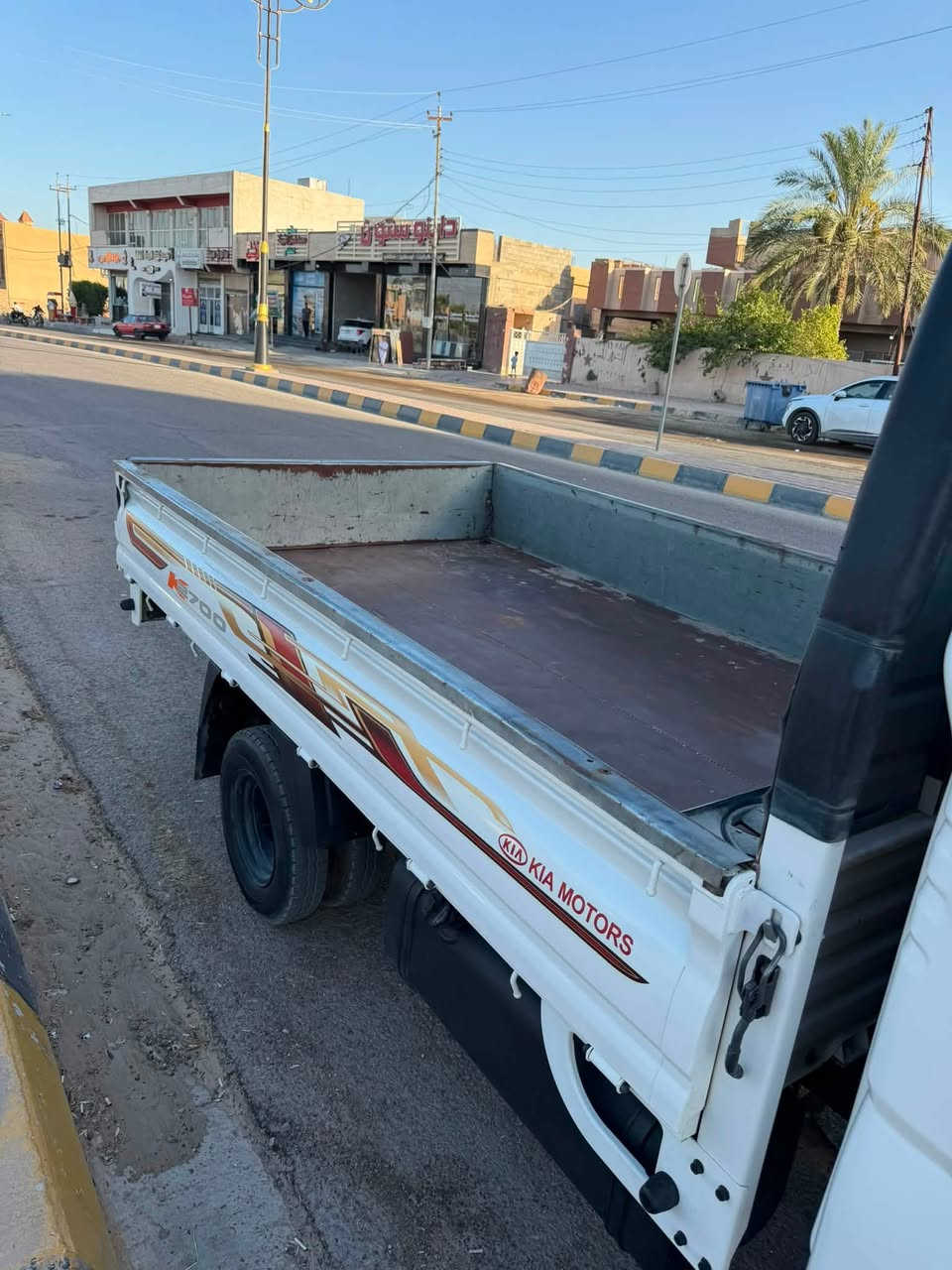 السلام عليكم للبيع فقط اعتذر عن الاقصاط والوعدة كيا حمل موديل 2020 بسعر مناسب 118 وبي مجال قليل    شرط المحرك والكير التبريد بي ضعف شوية السيارة حلوة حيل رقم بغداد دولي مكاني تكريت للاستفسار ***********
