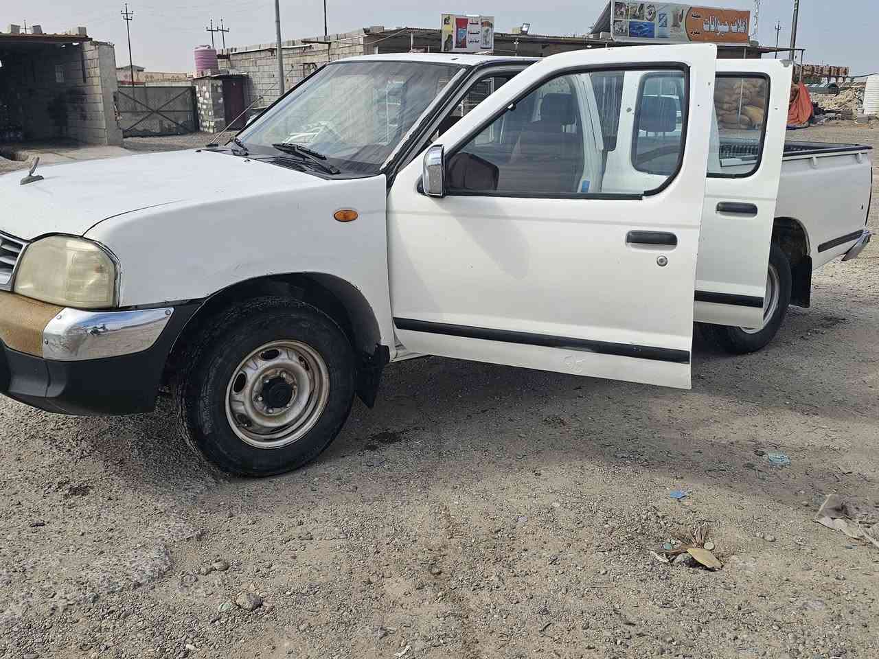 السلام عليكم 
بيكب نيسان شبوط
2008
كير اوتوماتيك 
دواخل نظيفه
مكينه جديده
 حداديه جديده
تخم تاير جديد
كير مكفول 

كهربائيات كلها شغاله
تبريد شغال 

ماعدا البدي بي ملاحظات غير مكفول
مكصوصه شاصي
سعرها 60
***********
البصرة الزبير
