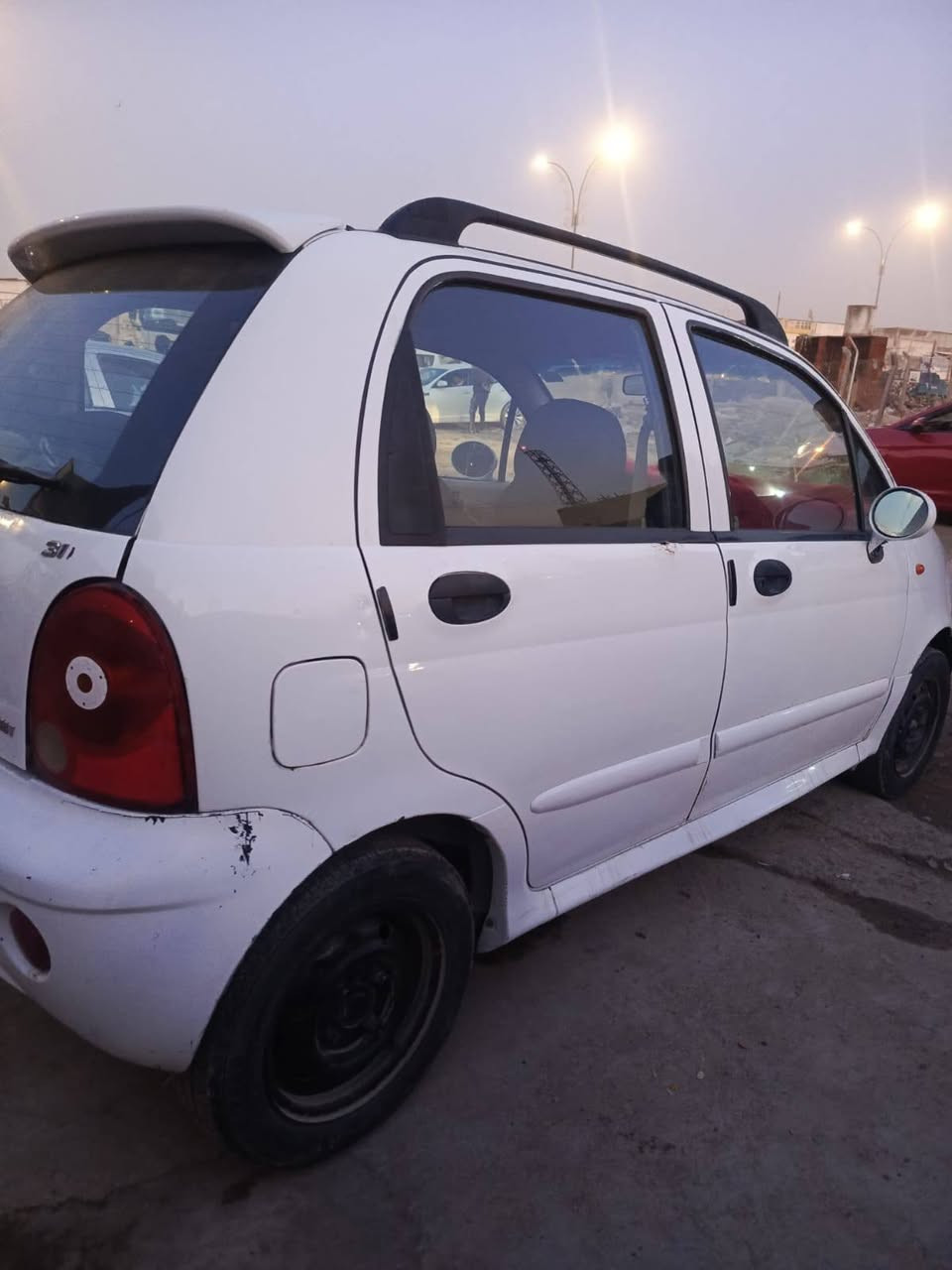 سلام عليكم كيو كيو 2009كير محرك حداديه جديد سياره ستعمال شخصي اوتو ماتيك  مابيهه صبغ ولا ضربه سياره نضيفه حيل مكان السياره حله رقم الهاتف *********** واتساب متواجد
