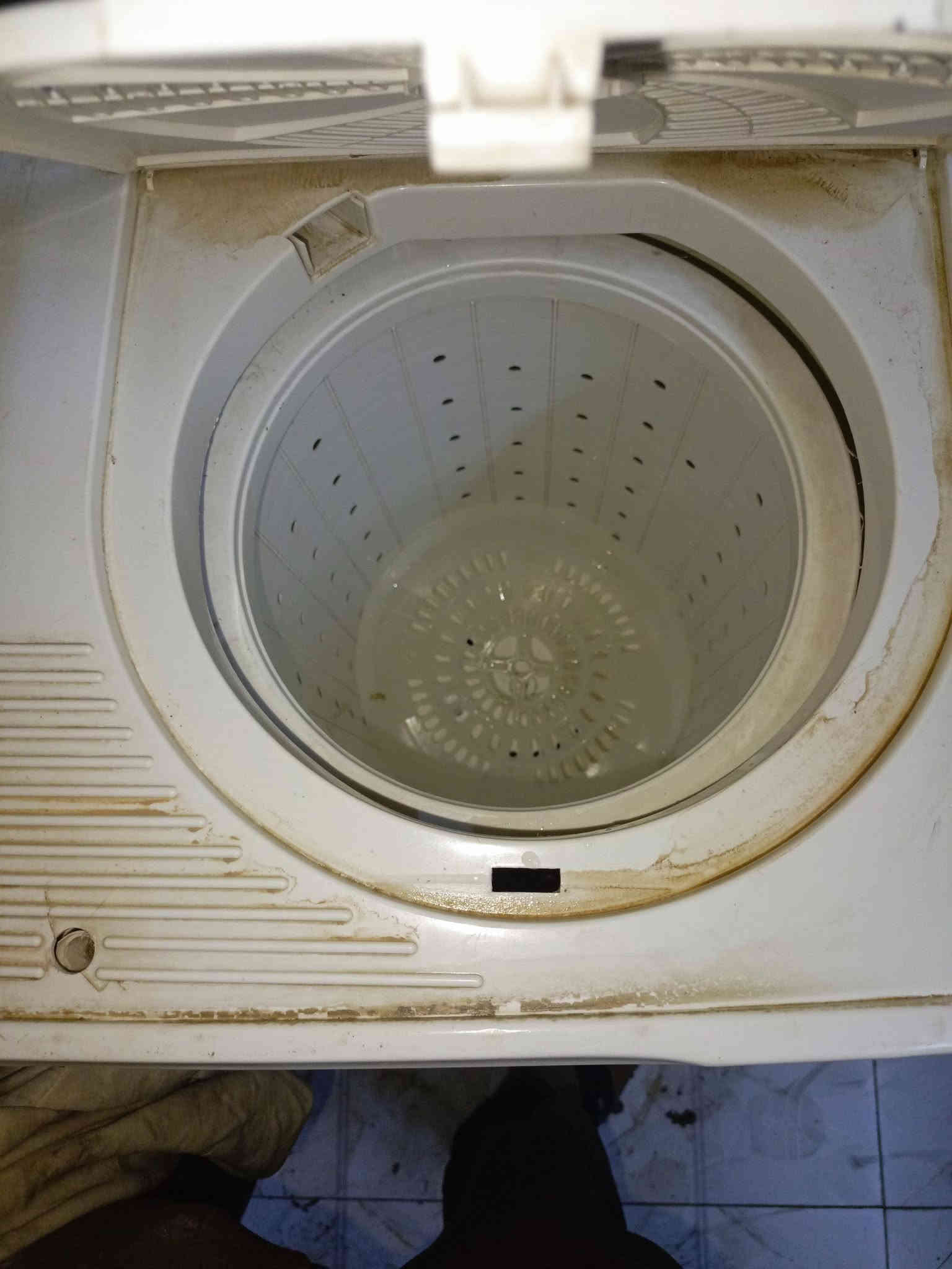 السلام عليكم غساله هيتاشي شغاله غسل وتنشيف المكان  ابو غريب المنسية قرب حليب بلادي السعر 75                    للتواصل *********** بي واتساب
