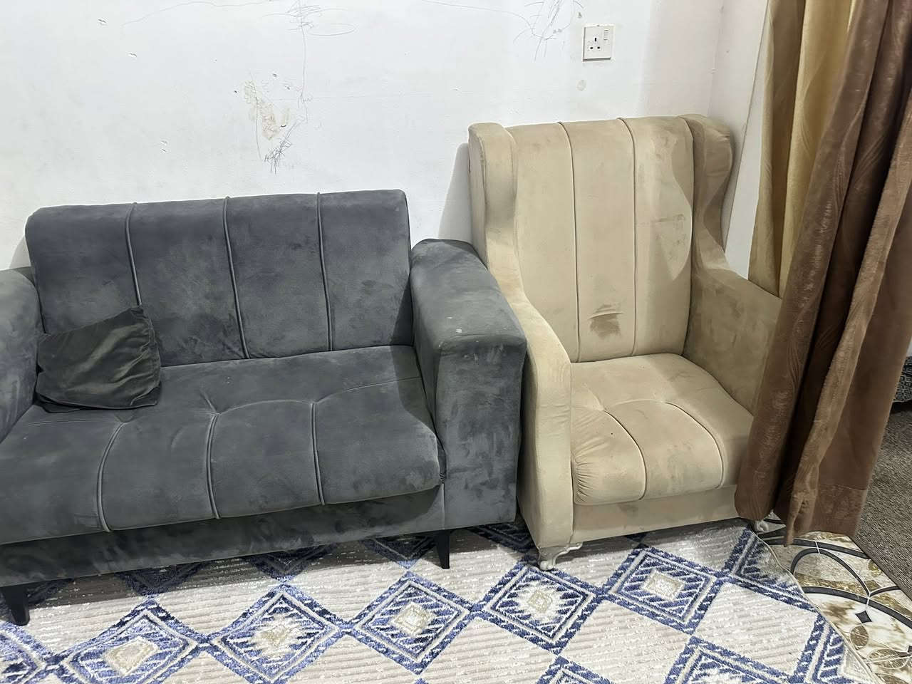 تخم مستعجلين عليه قفل قفل بدون متعامل 200 الشراي يتصل مابيلا كسر ولا شك ماخذي 500 نبيعه 200 الشراي  يتصل ع الرقم 

‭0776 290 4332‬
