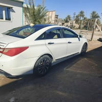 سوناتا 2011 فول عدا البصمة خليجي بأسمي بيها قطعتين تبديل وبيها رشات صب...