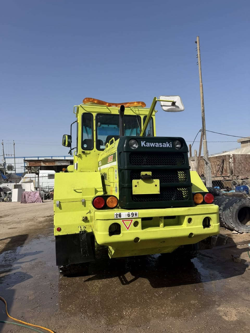 شفل ٧٠ وارد يابان دخول جديد موديل ٢٠٠٢ اصل نضيف جدا جدا 
عنوان نجف معارض القديمه 
للستفسار ***********
