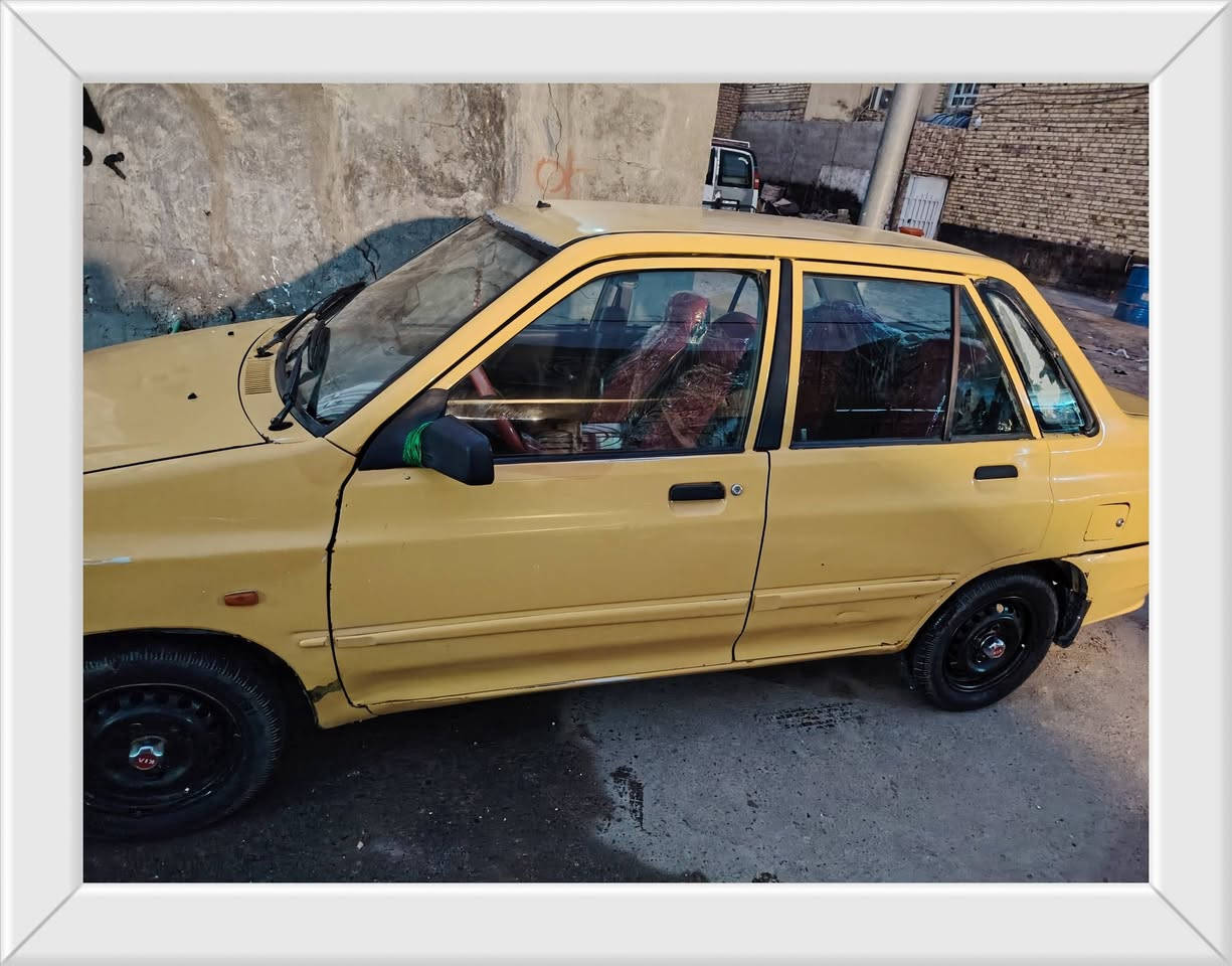 سلام عليكم سياره البيع سياره سايبه دمعه مديل ١٢ سياره حلوه نضيفه مصفره هيه وغرامات مداور ثاني يوم المكان ديوانيه ما متواجد على الفيس هاذه رقم*********** ♥️
