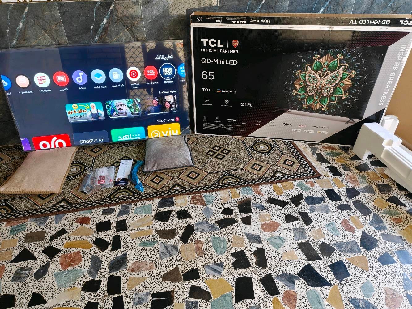 شاشة tcl c6k منلد حجم 65 اخت الجديدة بعدها بلاصق الشركة استخدام جدا قليل مع كافة ملحقاته للبيع السعر 900 الف مجال جدا بسيط عنواني بغداد اي استفسار عالرقم ***********