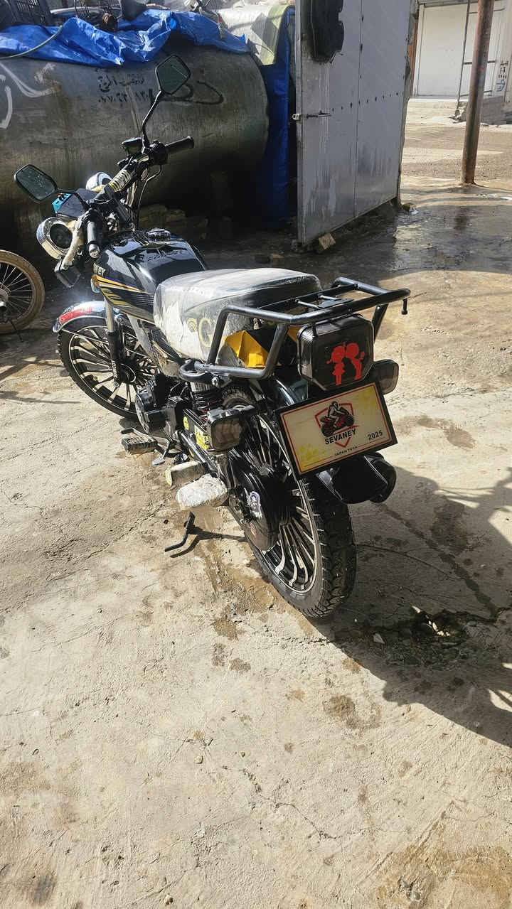 (السلام عليكم )
اللبيع
ماطور 5كير  محرك[ 200 ]الماطور اخو الجديد 
موديل[ 2025 ]
شرط تجي تفحص و تاخذو ماا بيي اي عيب 
السعر خاص و عل رقم اتصل (***********)
(مكان كركوك عمل شعبي )
