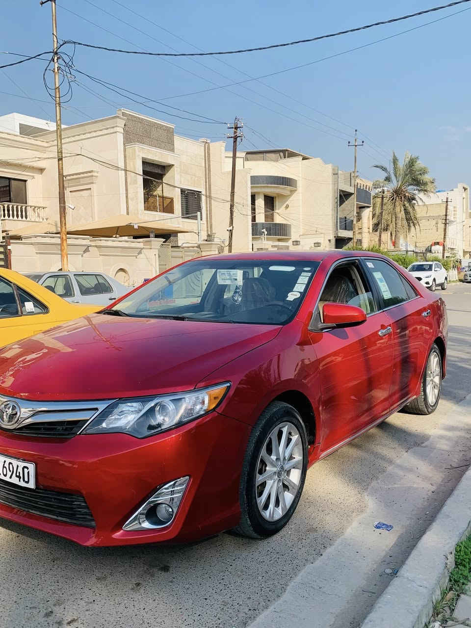 السلام عليكم
للبيع كامري 2012 امريكي 
4 سلندر 2500 
رقم سليمانيه الجديد ب اسمي 
سنويه وهزه جديده 
مواصفات se
شاشه جبيره
تحكمات ستيرن 
مقعد كهرباء 
مثبت سرعه 
داخل لونين

السياره خير من الله محرك كير  حداديه تخم تاير  تدفئه تبريد  مناقصها برغي  واحلا من الصور 
ضرر السياره 5 قطع بدون قطره داخل  شرط الفحص 
مكان السياره ((.بغداد حي الخضراء)) 
السعر(( 125)) وبيها مجال بسيط 
للاستفسار  ***********
