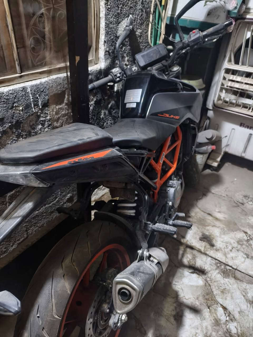 للبيع KTM Duke 390 🏍️

▪️ النوع: KTM Duke 390
▪️ العداد: 5,296 كم فقط
▪️ ABS أصلي
▪️ شاشة TFT ملونة
▪️ تبريد سائل
▪️ محرك قوي واستجابة ممتازة
▪️ استخدام خفيف وحالة جيدة جداً
▪️ جاهزة للفحص والمعاينة

💰 السعر: 4,500 دولار قابل للتفاوض بالمعقول

📍 الموقع: بغداد
📞 رقم الهاتف: ***********

✅ دراجة نظيفة ومميزة، والمعاينة خير برهان.
🔶 للجادين فقط
