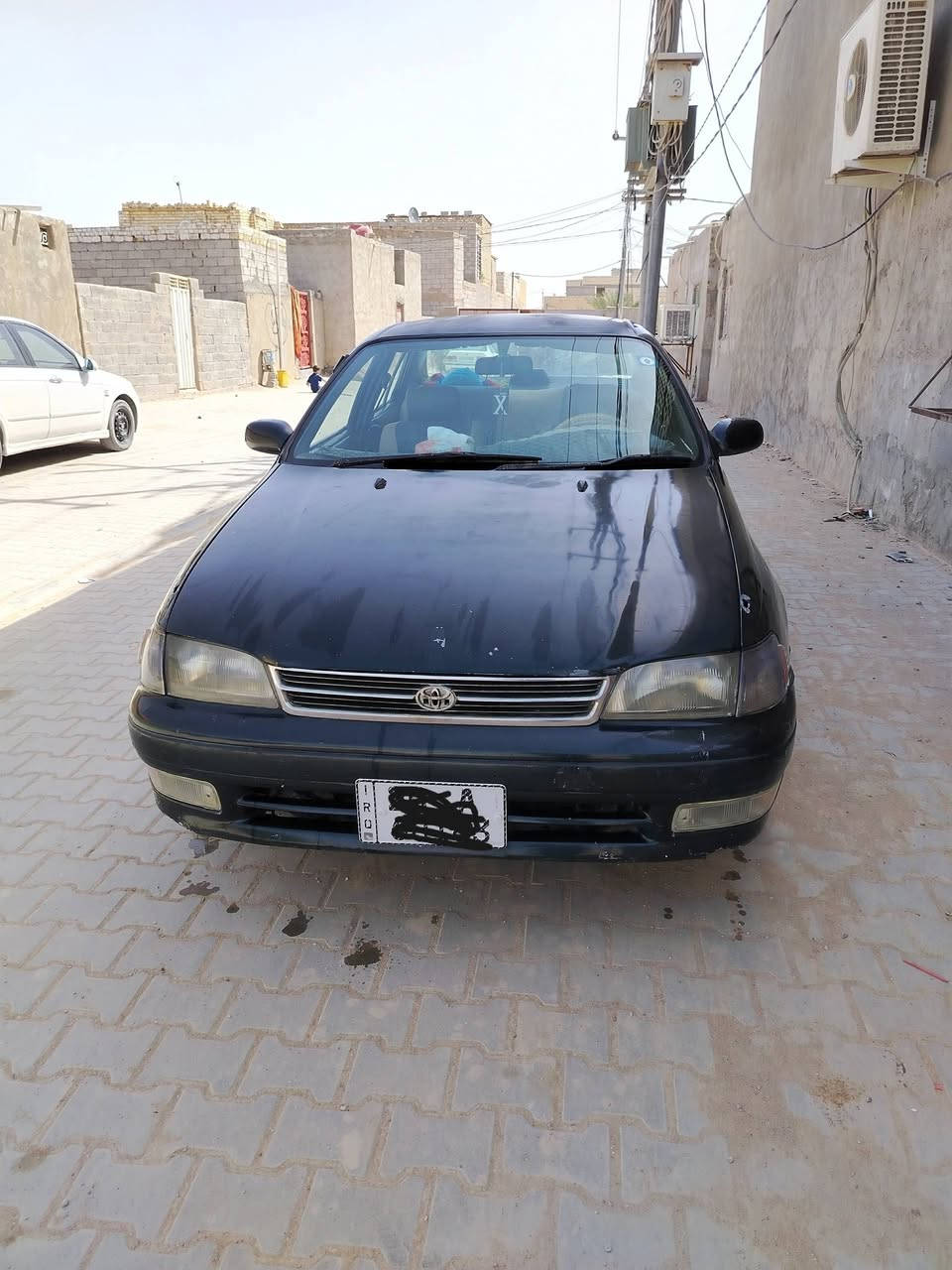 السلام عليكم سياره كورونا للبيع موديل 1992 سيارة جاهزه ماتصرف عليها ربع مابيها اي نقص مصبوغه جماليه فقط بدون ضربه رقم (نكليزي)(دياله )(مشروع وطني) بسمي داور وين مايعجبك غرفه جديده السعر 45 ورقه المكان النجف الاشرف ***********
