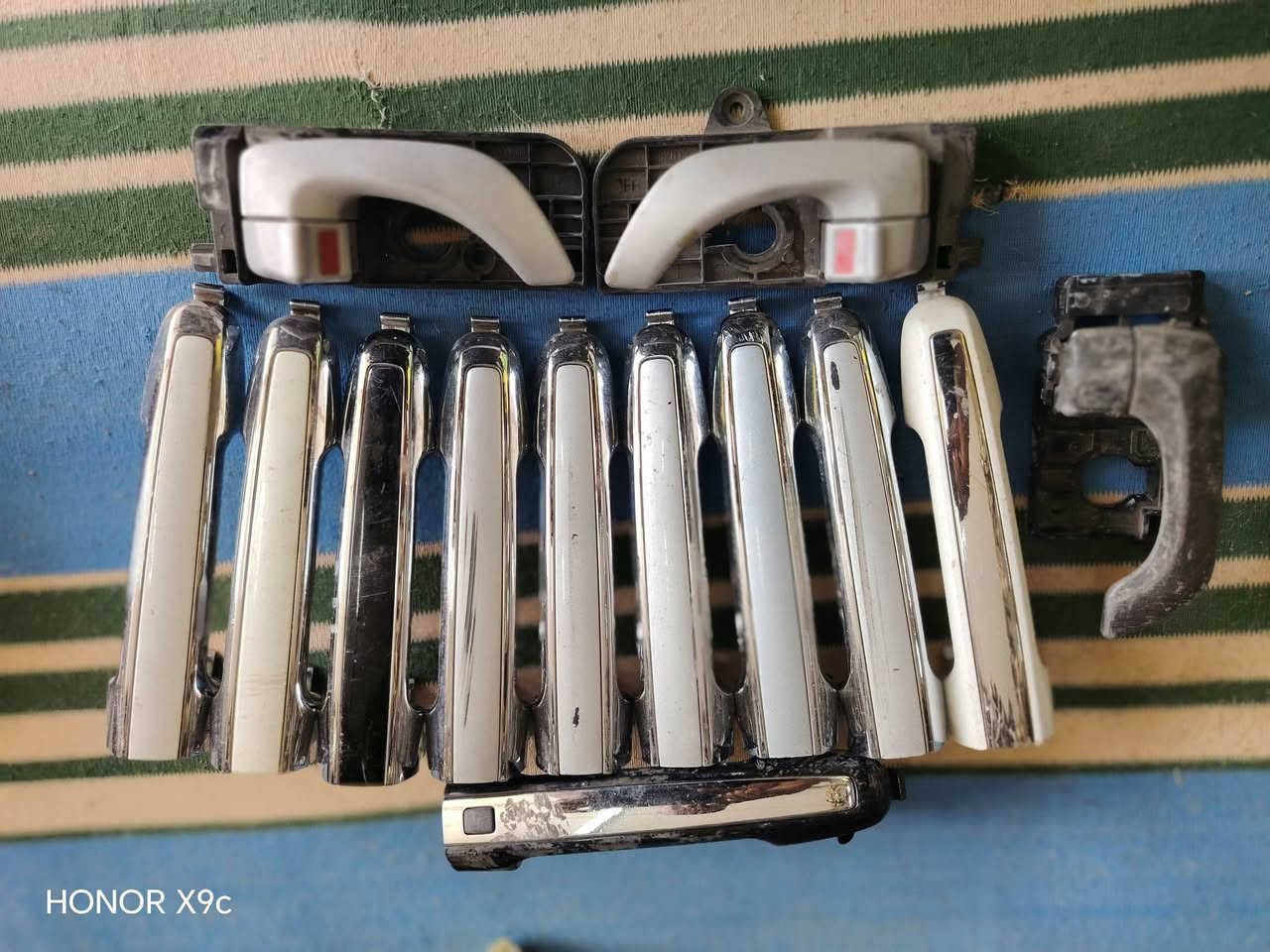 اللهم صلّ على محمد وآل محمد 
توصيل لجميع المحافظات واتساب ***********
يدات تفيصخ 
ازيرا 
سوناتا مضلع 
سوناتا مقدس 
اوبتيما 10فقط وحده
