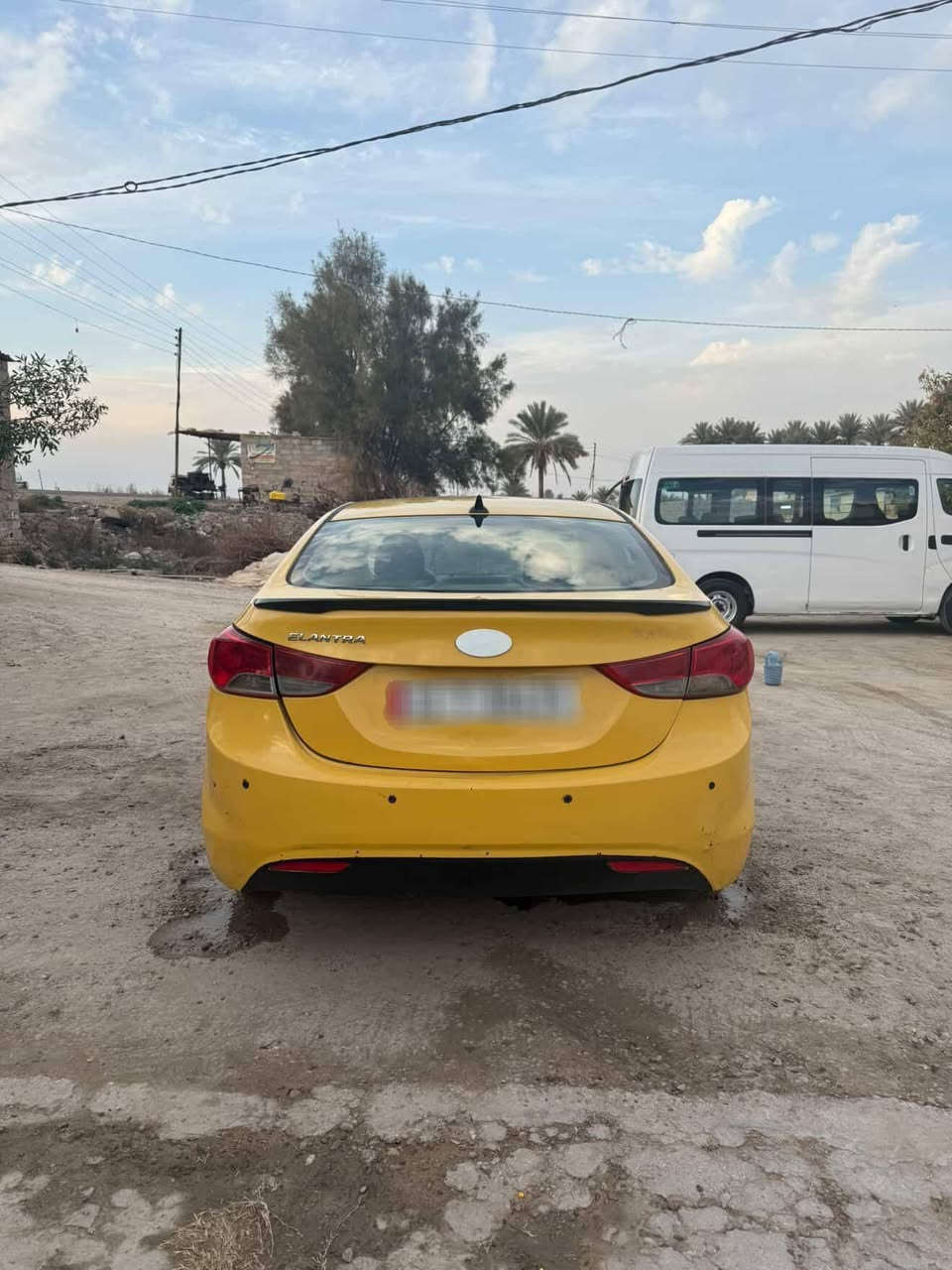 النترا وارد امريكي موديل2011 سيارة حلوة ومرتبه كاعده تخم تاير خط ابيض مواصفات تحكمات ستيرن شاشة صدرها كامل بس نقص دبلات كير ومحرك اتعهدلك بيهن مكينه مبدل نص طابوكة واويل بمب جديد ورواجز جديد مكينتها اتعهدلك بيها متمد ايدك عليها حادث السيارة جاملغ وبنيد مرجعات نفسهن بدون دواخل وبيها طخه من ورا اهناء بالعراقي السيارة ليبل واحد بدون تبديل سعر السيارة 98$ وبيها مجاللل
رقم صاحب السيارة : ***********
