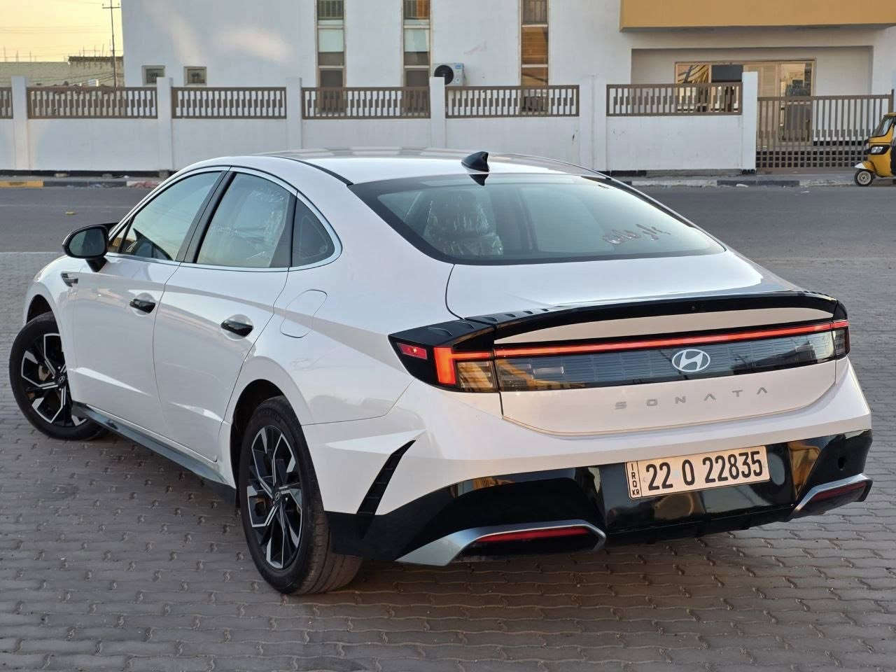 🌷 تحـــــــــــــيه طـيبـــــــــــه 🌷
___________________________
⚜️ نــوع-المركبة : هيونداي سوناتا
⚜️ المــــوديــل : 2024
⚜️ الفئــــــــــة : SEL
⚜️حجم المحرك : 2500 المرغوب
💲 السعــــــــر : 213 بيها مجال

رقم اربيل دخول جديد تريد تحويل او وكاله 
▪️—————————————▪️
🚧الــضــرر : كما موضح بالصور 

تبديل وصبغ جاملغ ايمن وبنيد 
بدون دواخل بغود شواصي كير محرك مكفولات 

☎️للاستفسار : ***********
📍العنوان : البصرة
