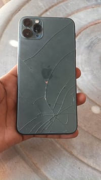 آيفون ١١ برو ماكس • ذاكره ٢٥٦ • مبدل شاشه