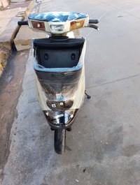 سكوتر كهربا • لايت زينون • كفراته نضيفه