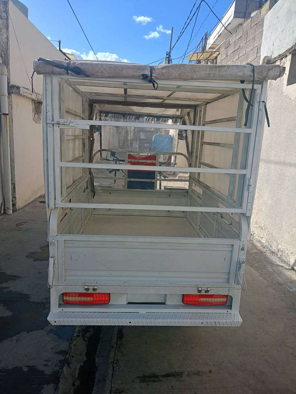 السلام عليكم
للبيع موديل 2022 نضيفه اي نقص مابيها خير من ألله 
التواصل على الخاص


**إذا كنت صاحب هذا الإعلان وتريد حذفه لأي سبب، رجاءا أرسل رسالة إلى الدعم الفني**