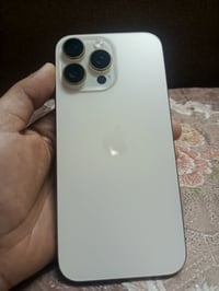 آيفون ١٦ برو ماكس • ٥١٢ • بطارية ٩٢