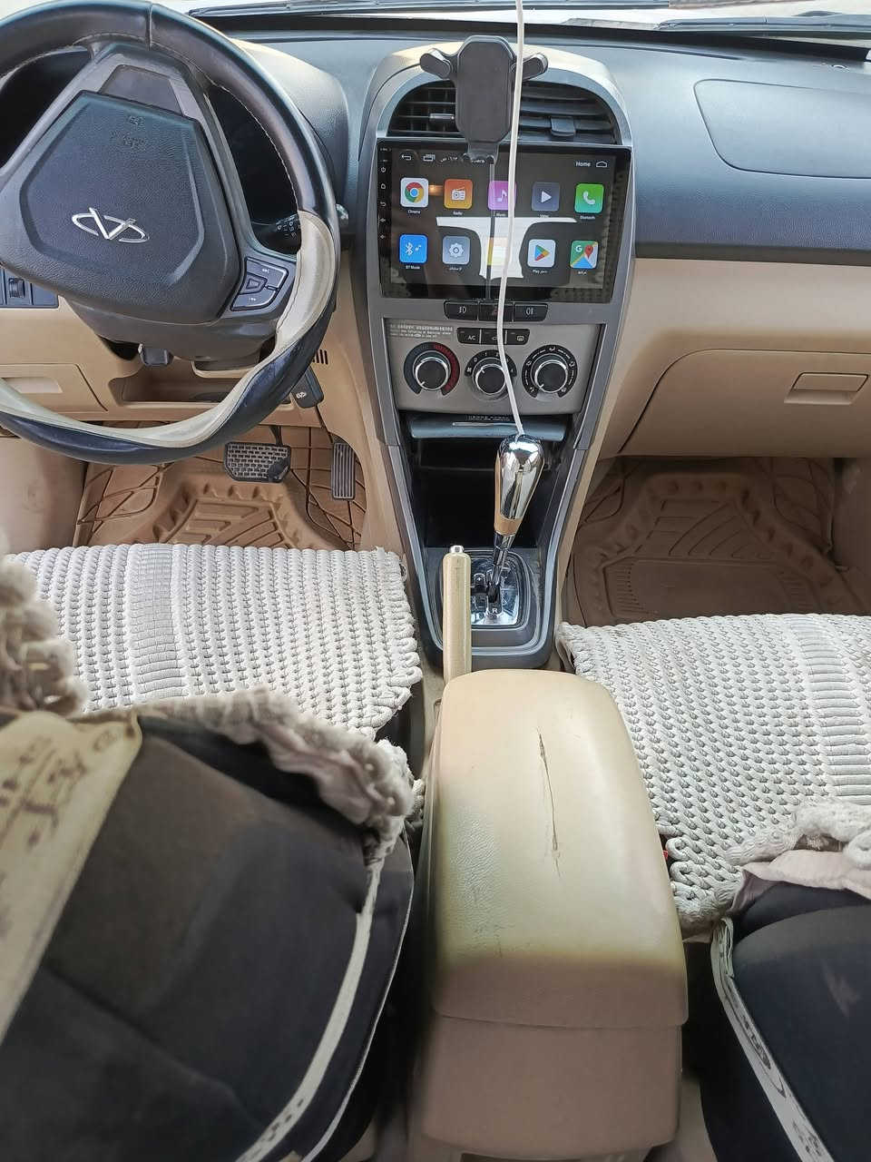 شيري تيكو م 2013 
رقم نينوى 
شرط الوكاله والتحويل 
كير كهربائيّ 
كير ومحرك شرك 
كهربائياتها شغاله 
تدفئه كشنات فول تدفئه 
جوز تواير شاشه ايباد مكفوله كفاله عامه 
سياره حيل حلوه ونضيفه 

اخوان رجاء الي ميعجبو المنشور يعبر بدون ي شي
 باقي التفاصيل اتصل؟ 
***********
***********
***********
