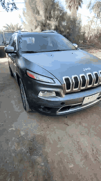 السلام عليكم جيب بزون ٢٠١٨ مكينة أربعة سلندر لمتد رقم بغداد مواصفات كاملة ما عدا الفتحة مكانها في بغداد السعر ١٢٨ ورقة رقم الهاتف ***********
