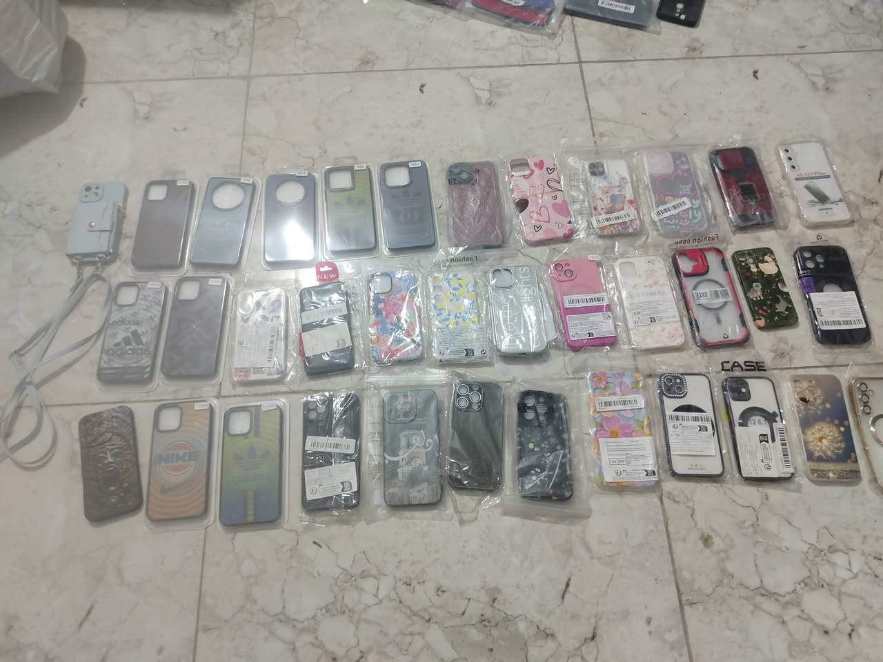 سلام عليكم اخوان عندي كفرات 500قطعه السعر قطعه ربع توصل عل خاص


**إذا كنت صاحب هذا الإعلان وتريد حذفه لأي سبب، رجاءا أرسل رسالة إلى الدعم الفني**