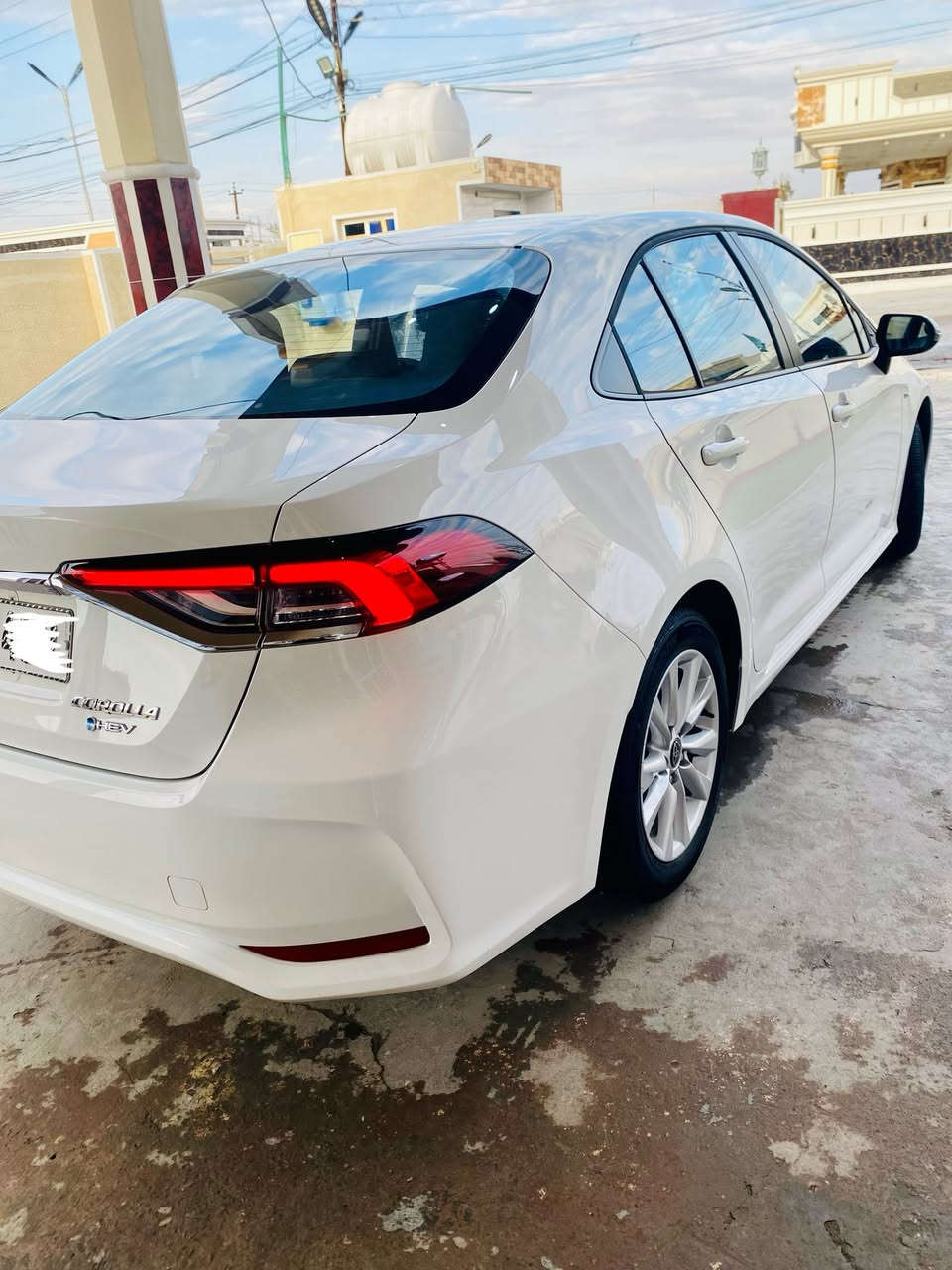 السلام عليكم
لبيع كورلا هايبرد 2025 شكل الخليجي 
رقم بغداد الجديد تحويل مباشر بسمي 
مكفوله كفاله عامه 
المواصفات 
كشنات جلد // بصمه ابواب // بصمه تشغل // سلايت // سايد بريك كهرباء //اوتو هولد // تبريد قطعتين // تبريد شاشه // 
تحديد مسار // رادار امامي // 
معروف مواصفات الكورلا 
مكان السيارة بغداد 
ماشيه (11) KM
السعر (158)وبيها مجال 
الاتصال ***********
