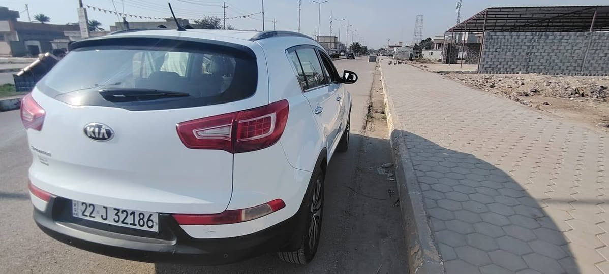 السلام عليكم كيا سبورتج للبيع موديل ٢٠١٣ السيارة كفالة عامة من كلشي السعر ١٥٣
العنوان الصويرة حفرية 
رقم الهاتف ***********
