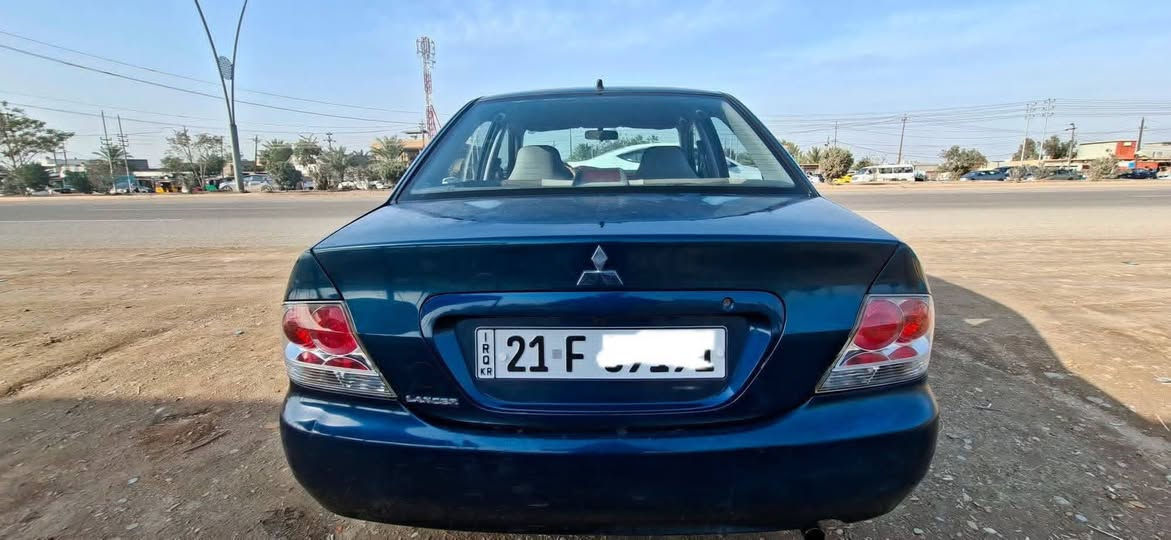 السلام عليكم
لانسر 2010 

سياره جديده مكفوله عدا بارد بالجاملغ الخلفي ونص الدوسه صبغ فقط 
السياره على وضع الشركة
السياره باسمي سنويه وهزه لل2027 كير مكينه مكفول تبريد تدفئه بشرط 

للتواصل *********** 

السعر 87  وكلشي اكو بالسوك
