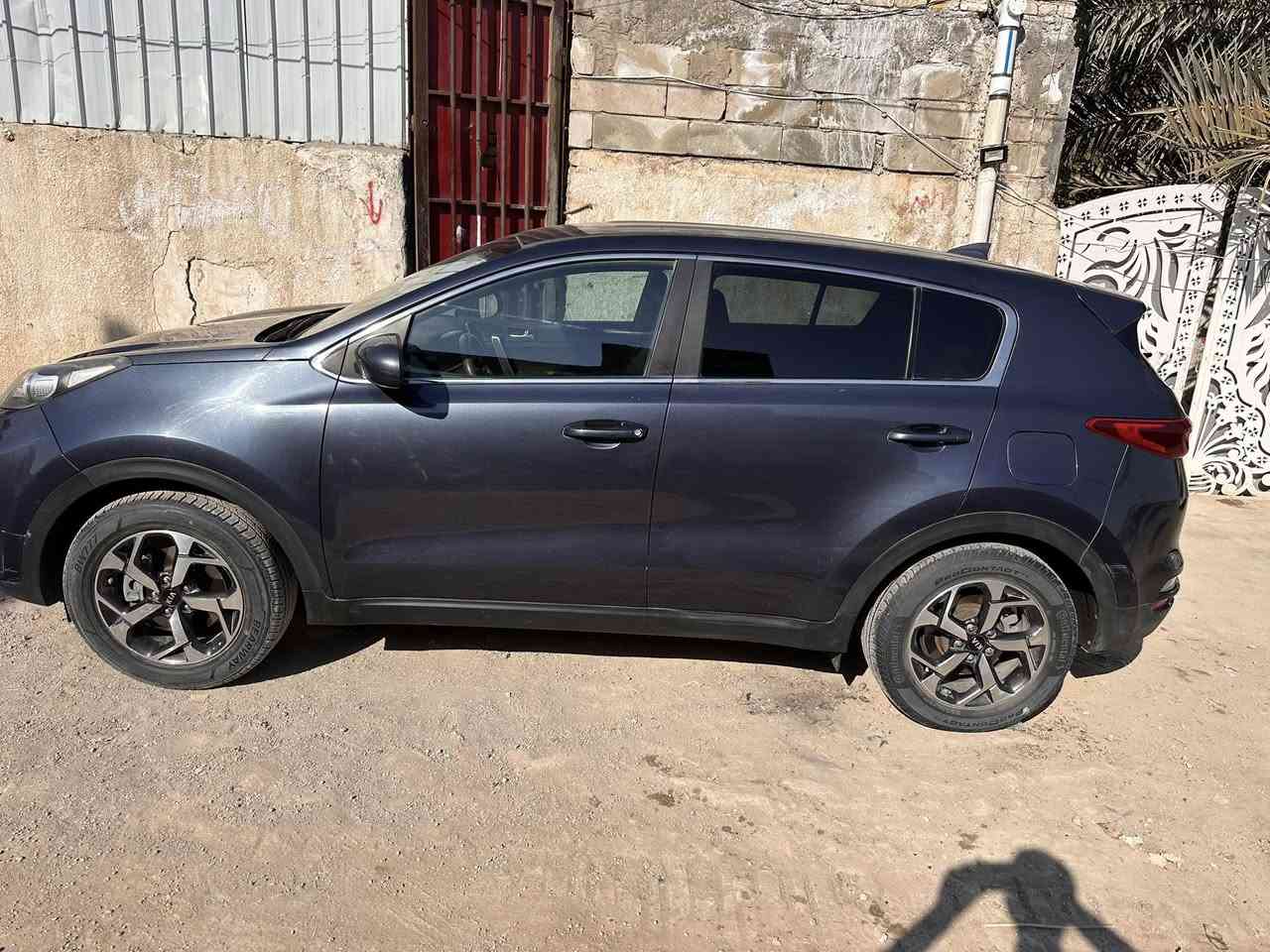 سبورتج 2022 بيه قطعتين جاملغ ايمن أو بنيد المواصفات رادار تحكم ستيرن شاشه كبيره مكاني بابل *********** بدون لوحات  السعر 55
