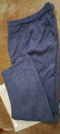 بنطلون قديفة • أزرق بحري • مقاس لارج