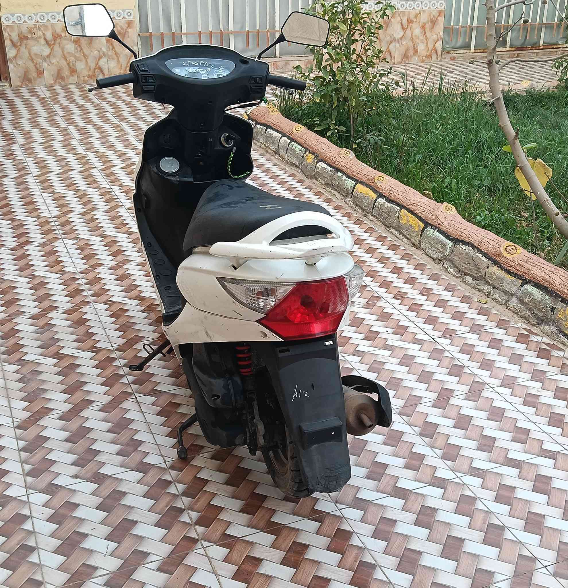 دراجه كامكو للبيع الصوره تحجي
كلشي ماناقصهه ابد من كهربائيات من محرك مكفوله من كلشي السعر خاص 
***********
