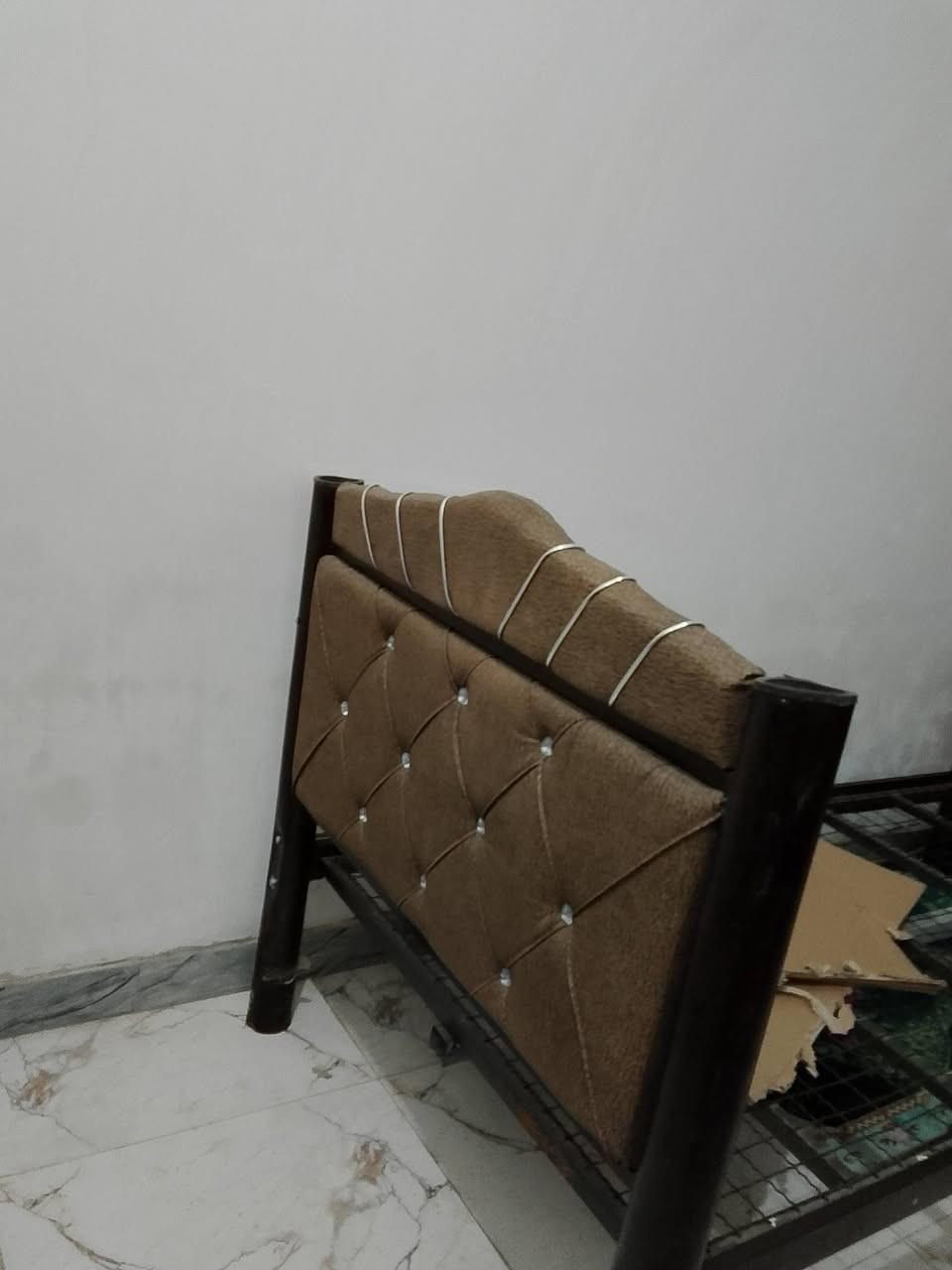 سلام عليكم  جربايه حديد للبيع


**إذا كنت صاحب هذا الإعلان وتريد حذفه لأي سبب، رجاءا أرسل رسالة إلى الدعم الفني**
