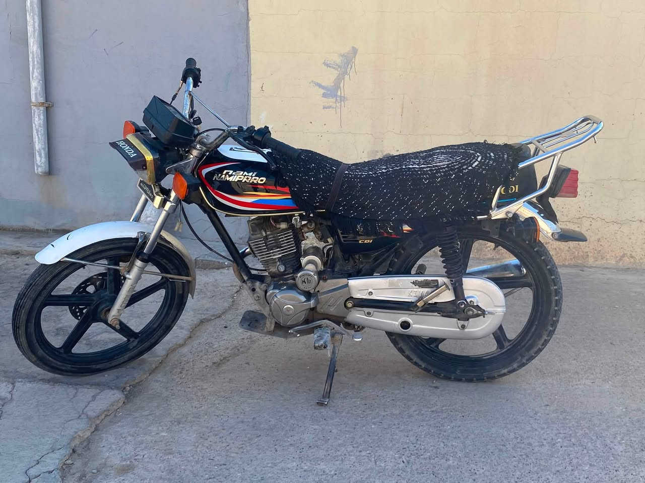 للبيع 2021 اوراق 5 گير محرك 150 
سعرر 400 وبي مجال  ***********
