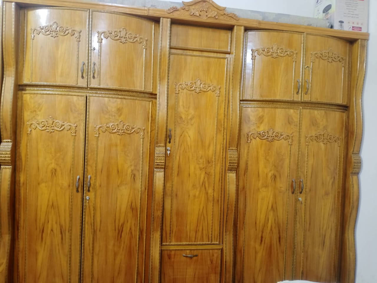 غرفه نوم عراقي تسگام اصلي
نظافه 100/100
للاستفسار *********** واتساب 
السعر مليون و 50 بيها مجال
