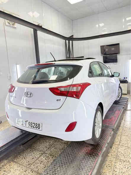 من رخصه الادمن
هونداي النترا GT
2014 السياره جاهزه على اخر حبايه ما بيه نقص يعني كبل تشغل وتطلع السياره بيه أربع قطع صبغ بدون لغود وبدون شواصي السياره فول مواصفات واحد على واحد عدى البصمه 
بس بصمه نقصه ولسياره كير والمحرك والصدر والتراي ولتبريد كفاله وتخم تاير ولايلون كشنات وفول نضافه ولسياره باسمي شخصياً باجر احوله الك السياره دواخله مكفوله رقم انكليزي وسنويه جديده وهزه جديده ولسياره مابيه نقص تخم تاير ويل كب  السياره بانوراما فول فول ولسياره مكانه بغداد  الامين الثانيه ورقمه بغداد جديد  وسعره 98 وبيه مجال حك الجيه والعمله *********** مؤمل حسين Colombo
