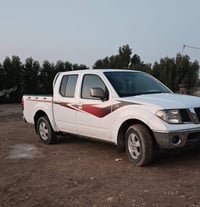 نيسان نافارا • ٢٠٠٨ • رقم واسط