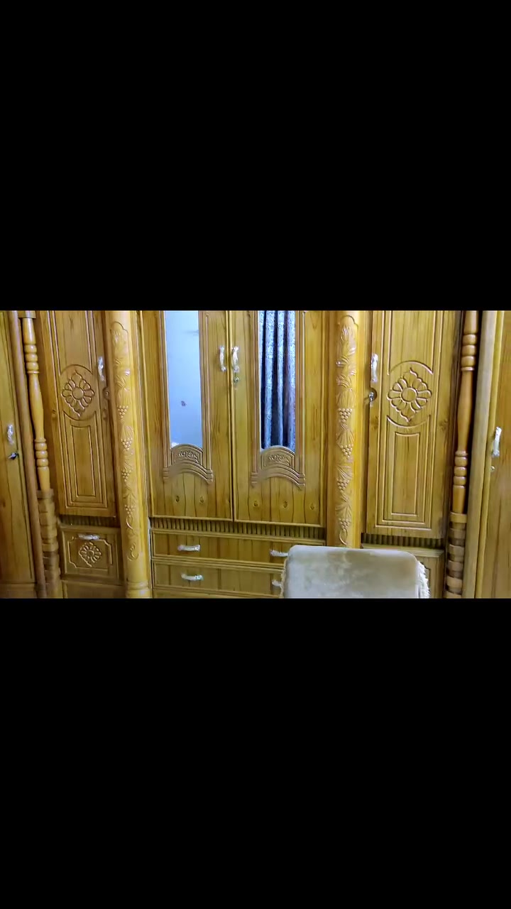 السلام عليكم غرفه صاج ملكي جديده استخدام كلش قليل السعر مليونين بيهه مجال اتصل او واتساب ***********
