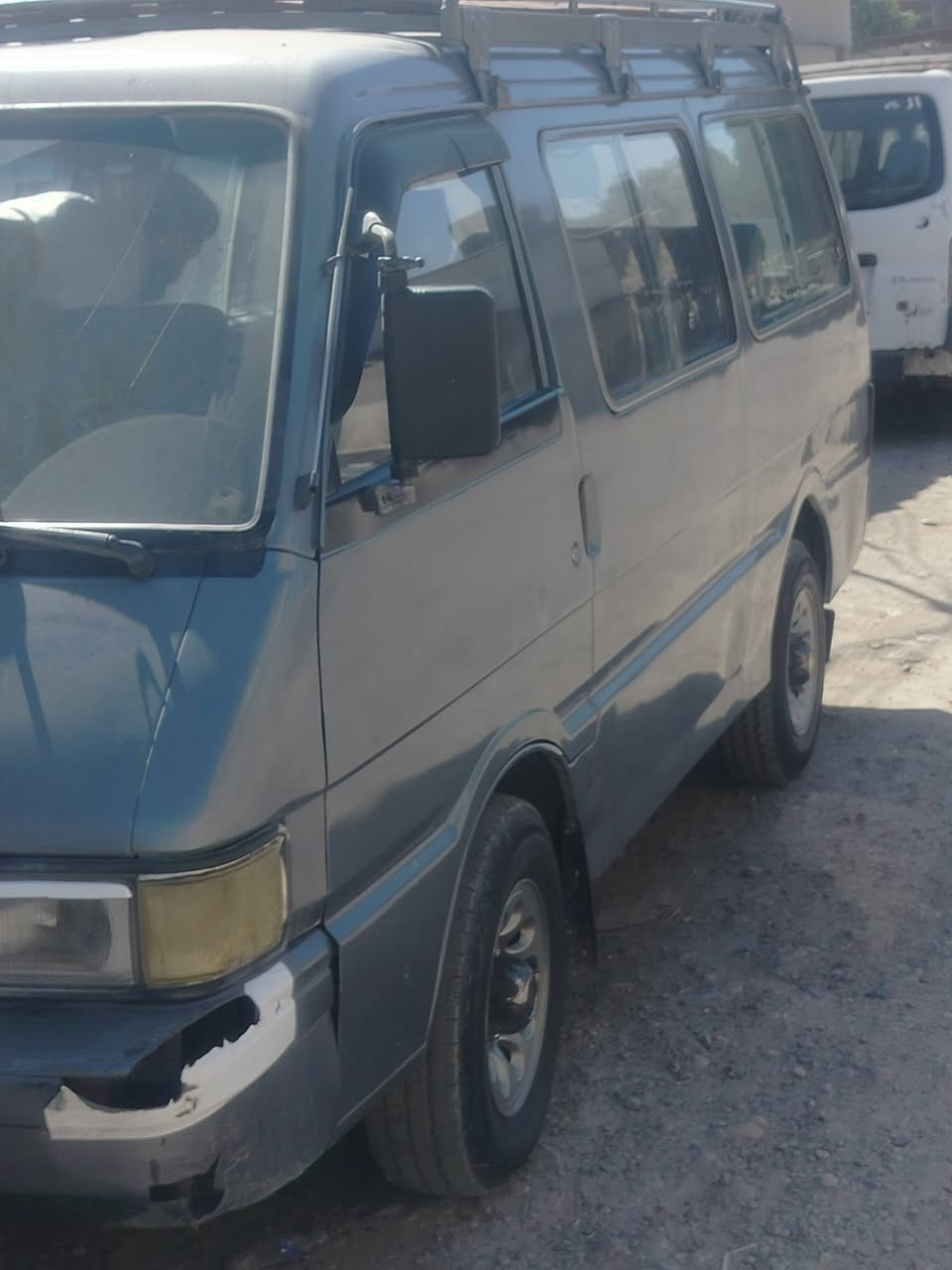 السلام عليكم كيا بستا موديل 93 رقم الماني بغداد سياره كامله كير محرك تخم تاير تحويل مباشر سعر 32 بيها مجال بسيط لشراي ***********
