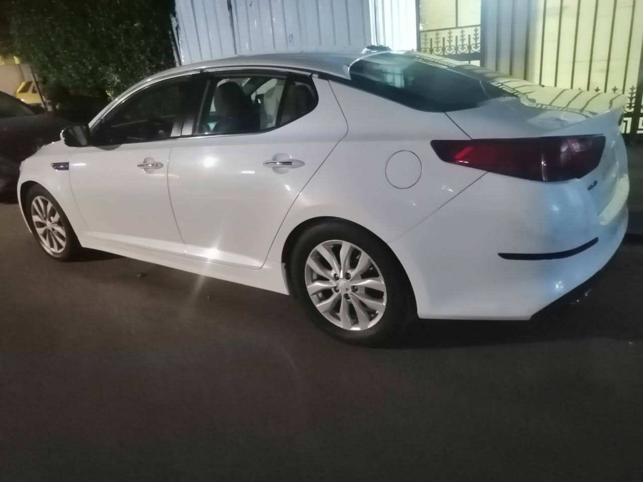 سلام عليكم عندي اوبتما امريكي البيع موديل 15 فول من عده الفتحه بصمه وبصمه ابواب داخل الونين ارضيه جلد منضومه جديده مال تبريد مابيها اي نقص بيها بابين صفحت اليمنه حادثها السعر ١٢٢ وبيها مجال الطيبين هاي رقمي اي استفسار *********** متواجد واتساب مكان سياره بغداد
