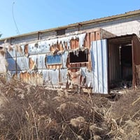 للبيع طول 9 م 07722893425