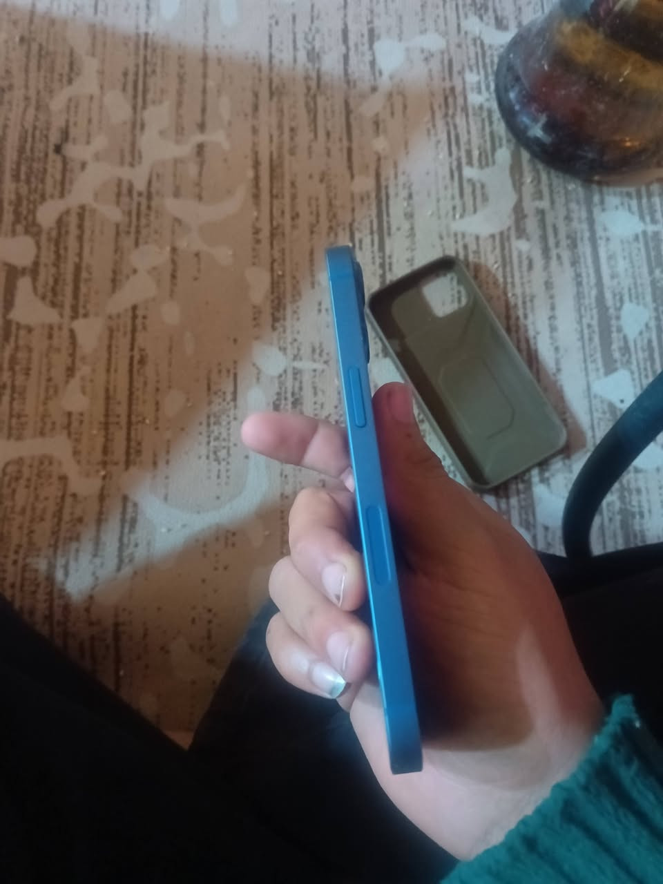 ايفون 13العادي باله الجهاز يخبل ما مفتوح ولا ملعوب بي جهاز على وضع شركه بعده بطاريه 93 ذاكرته 128 نموذج mجهاز ب الشحن يطول من يوم الى ٥ايام بدون شحن وأكثر هم من ٥ايام بس محافض عليها كلش ما شاحنه لل١٠٠ جهاز يخبل يخبل سعر 550 وبي مجال العنوان بصره زبير
***********
